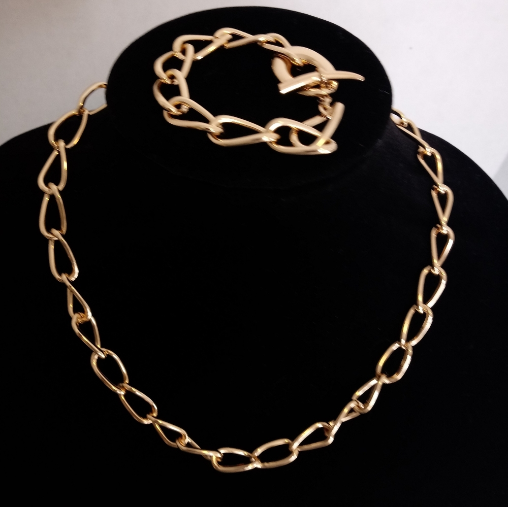 Brooke Shields Stainless Steel Necklace & Bracelet Gem